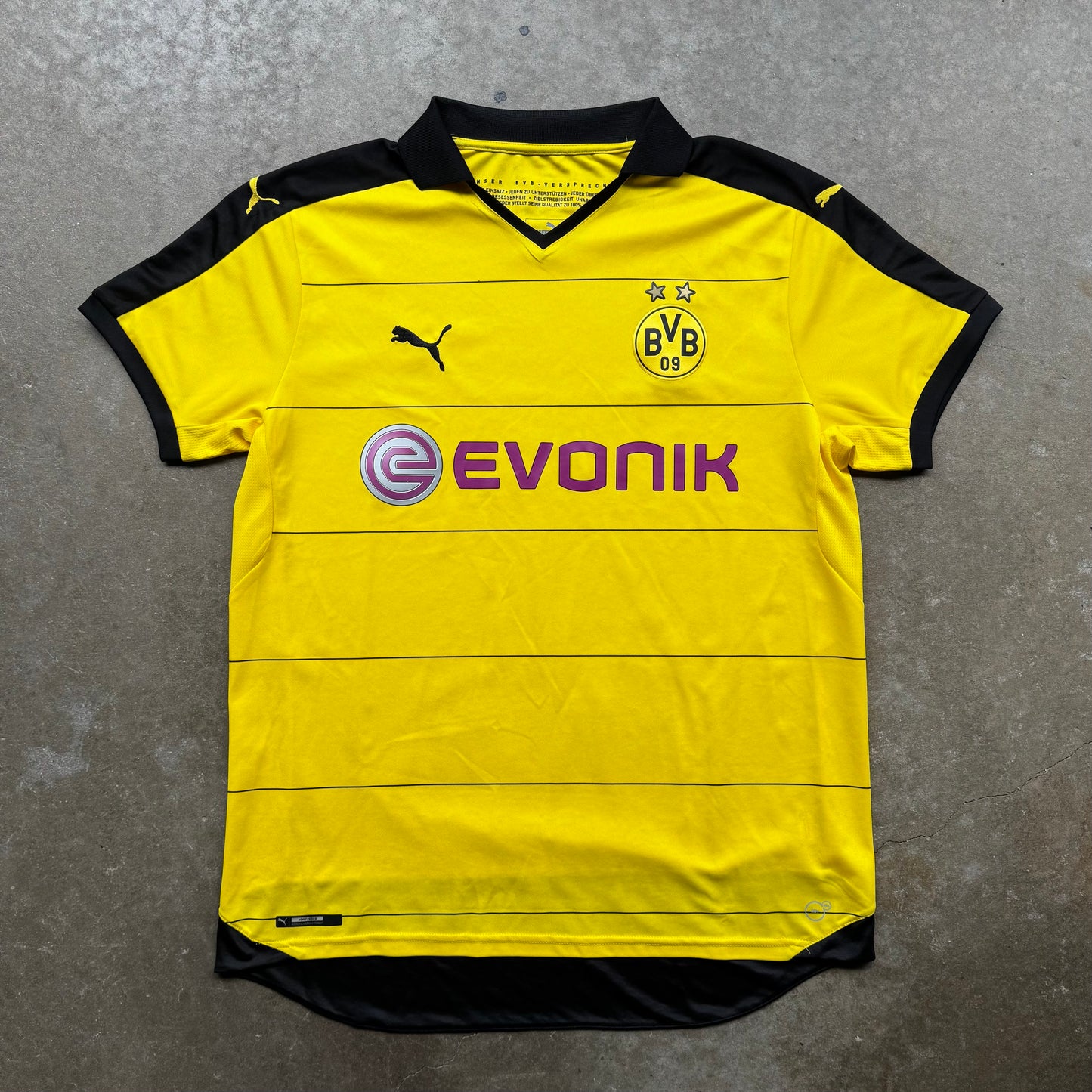 Puma 2015-2016 Borussia Dortmund 09 Home Jersey